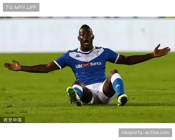 巴洛特利又在更衣室放烟花了？这人到底怎么花掉几千万的……